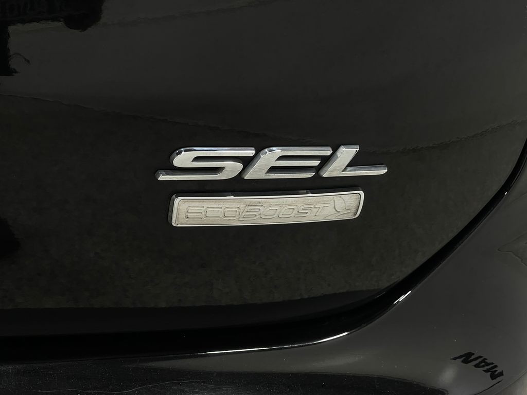 2019 Ford Edge Image 41