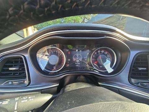 2019 Dodge Challenger Image 8