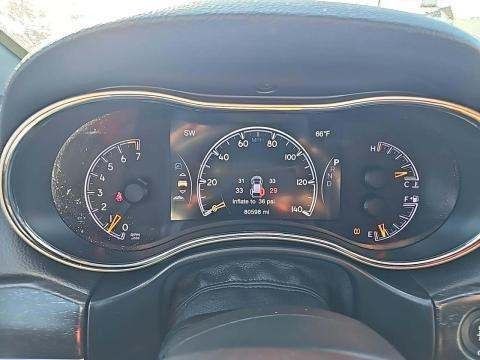 2017 Jeep Grand Cherokee Image 6