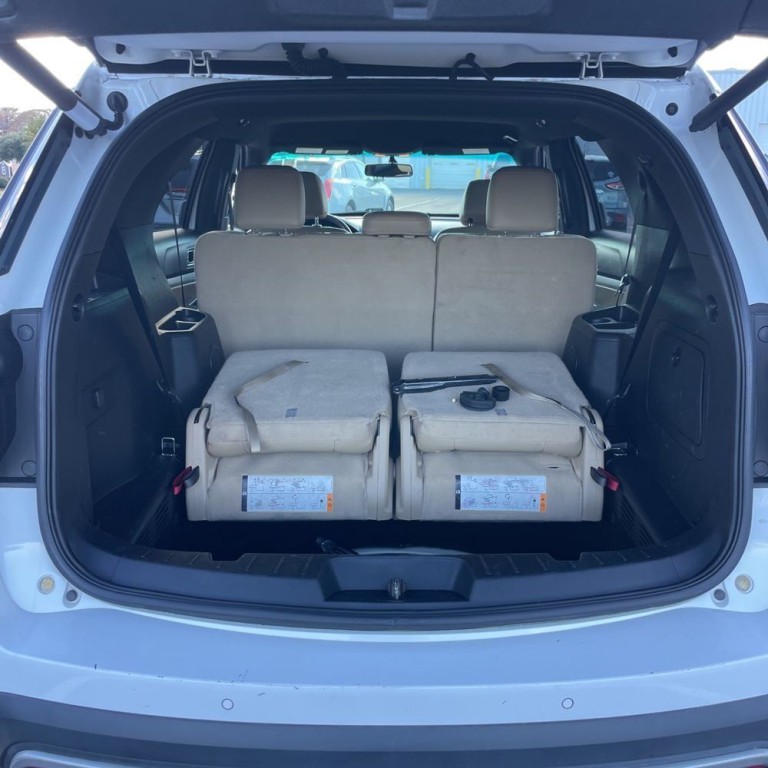 2017 Ford Explorer Image 19