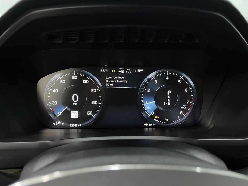 2018 Volvo XC90 Image 23