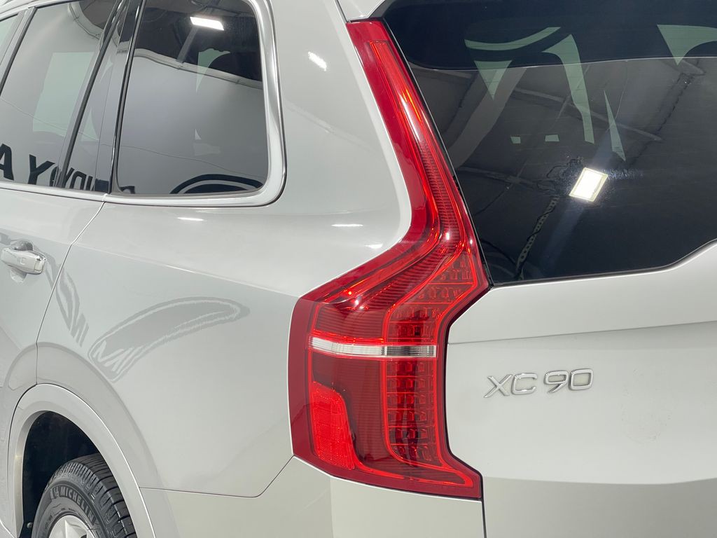 2018 Volvo XC90 Image 36