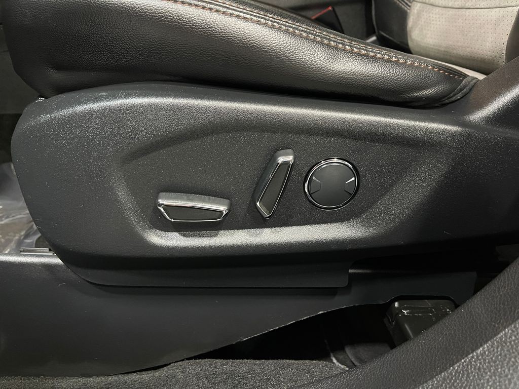 2017 Ford Explorer Image 15