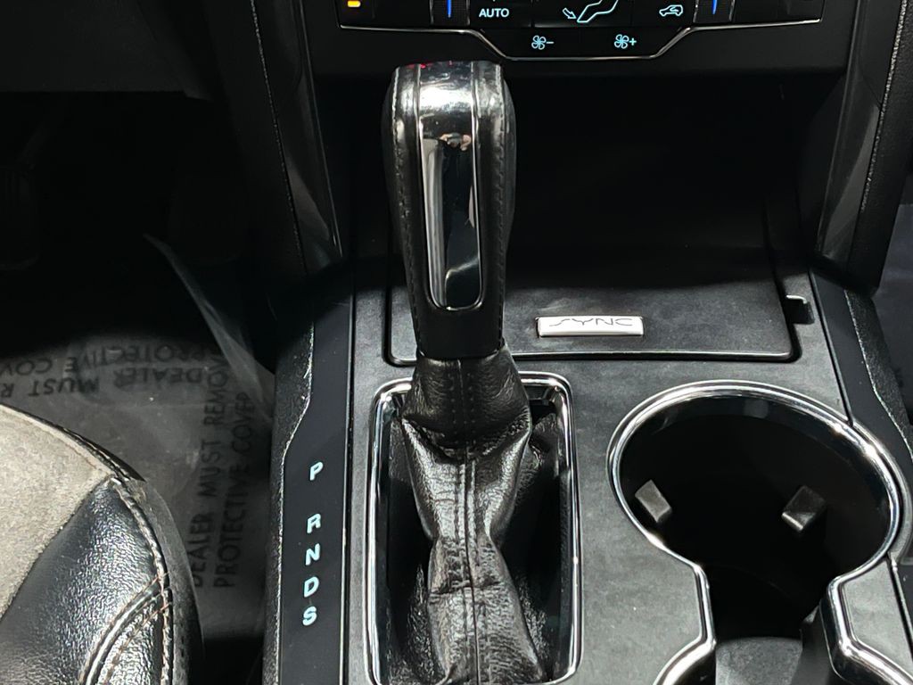 2017 Ford Explorer Image 26