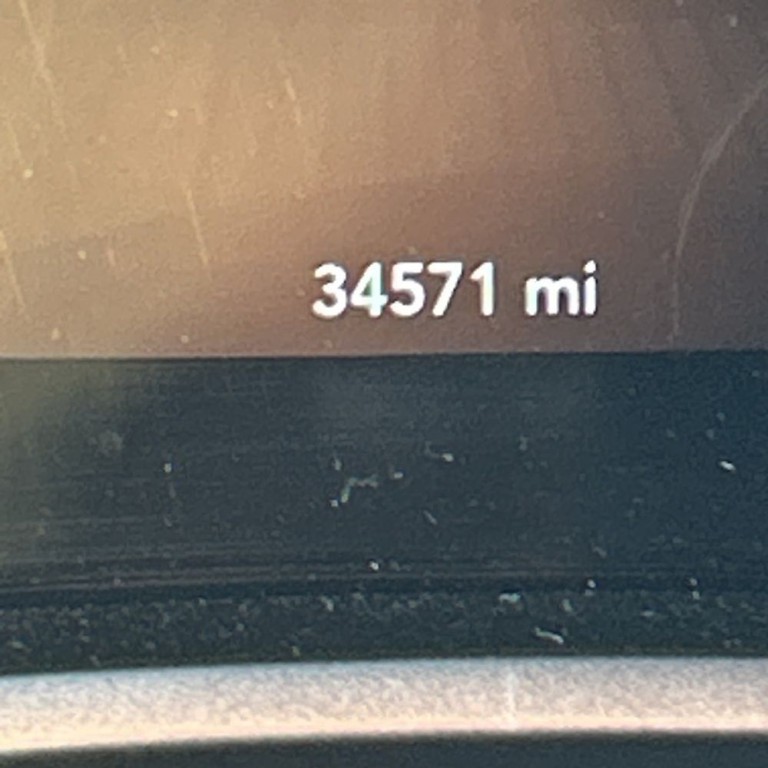 2016 Dodge Challenger Image 11