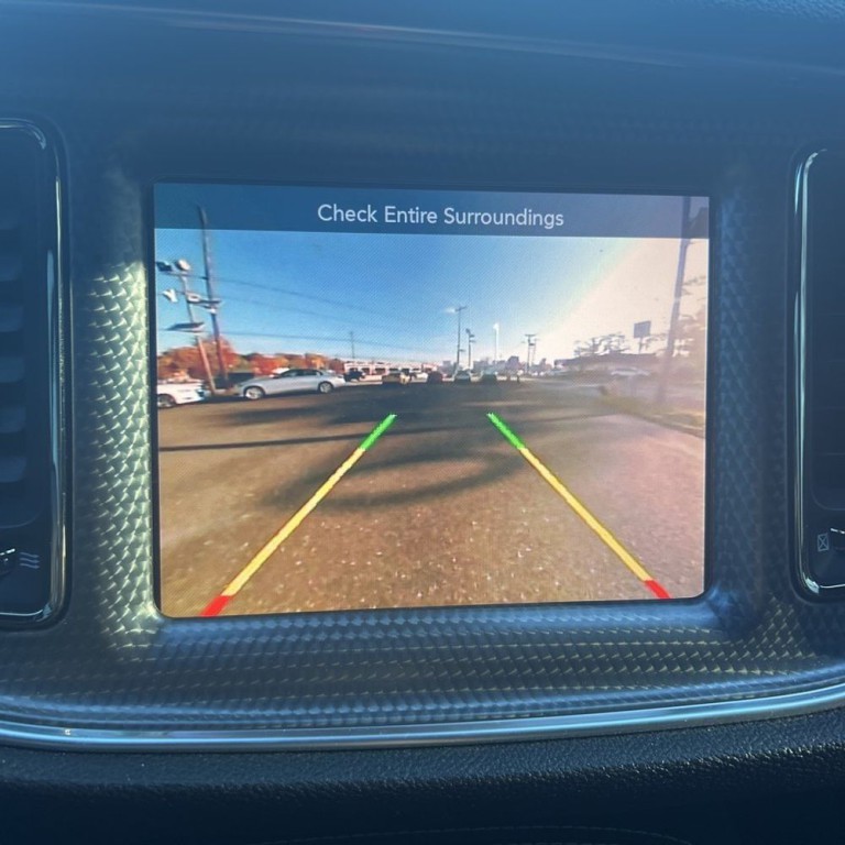 2016 Dodge Challenger Image 13