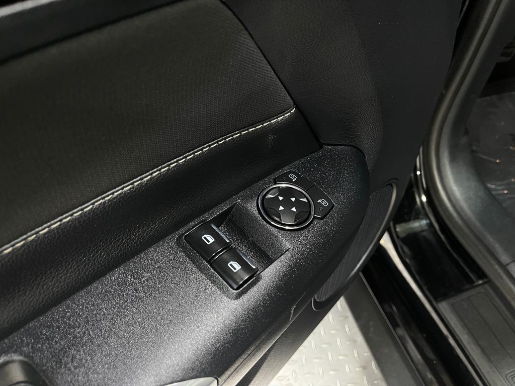 2015 Ford Mustang Image 14