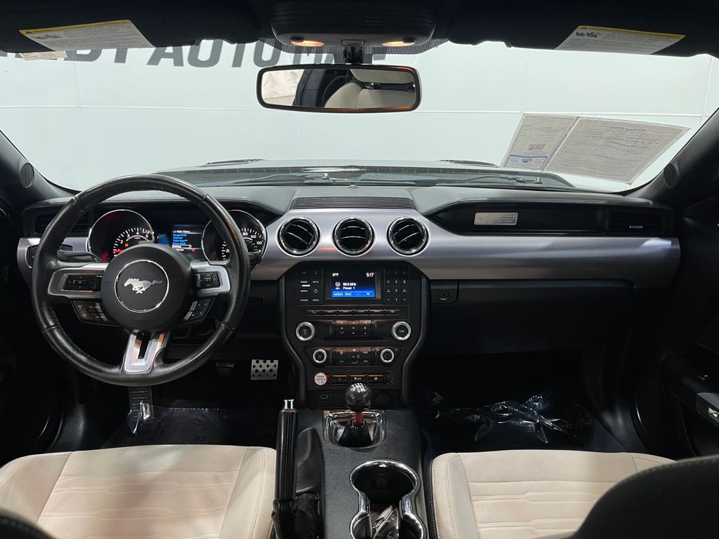 2015 Ford Mustang Image 17