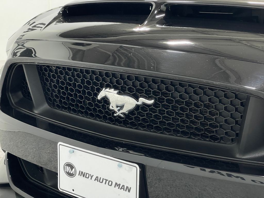 2015 Ford Mustang Image 36
