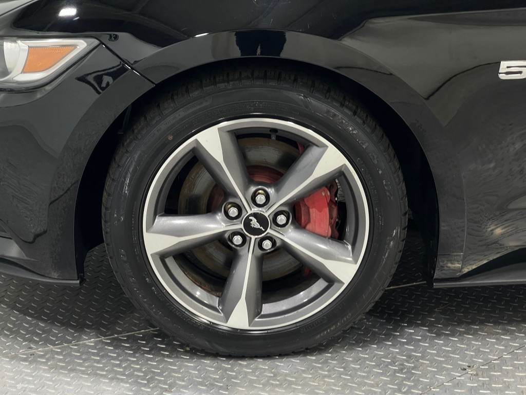 2015 Ford Mustang Image 34