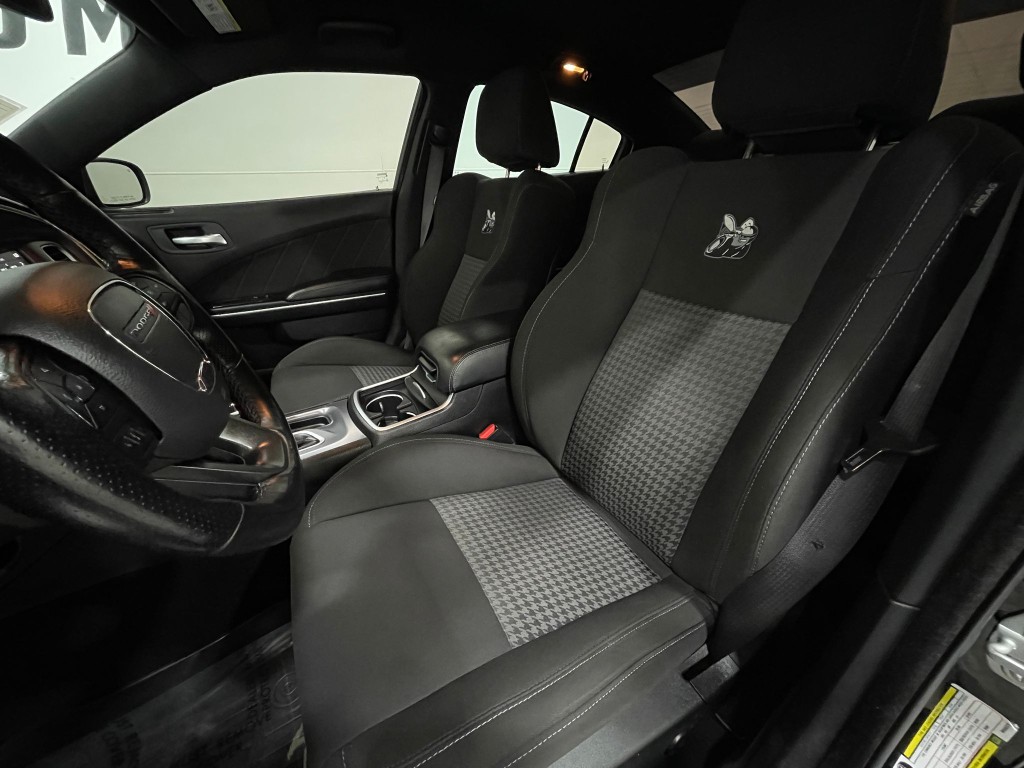 2021 Dodge Charger Image 13