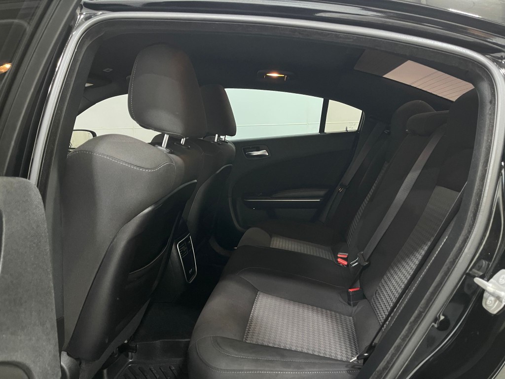 2021 Dodge Charger Image 30