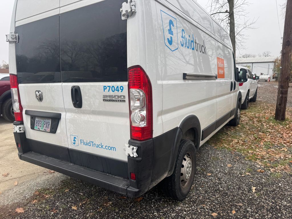 2023 RAM Promaster Image 3