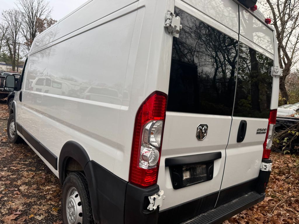 2023 RAM Promaster Image 4