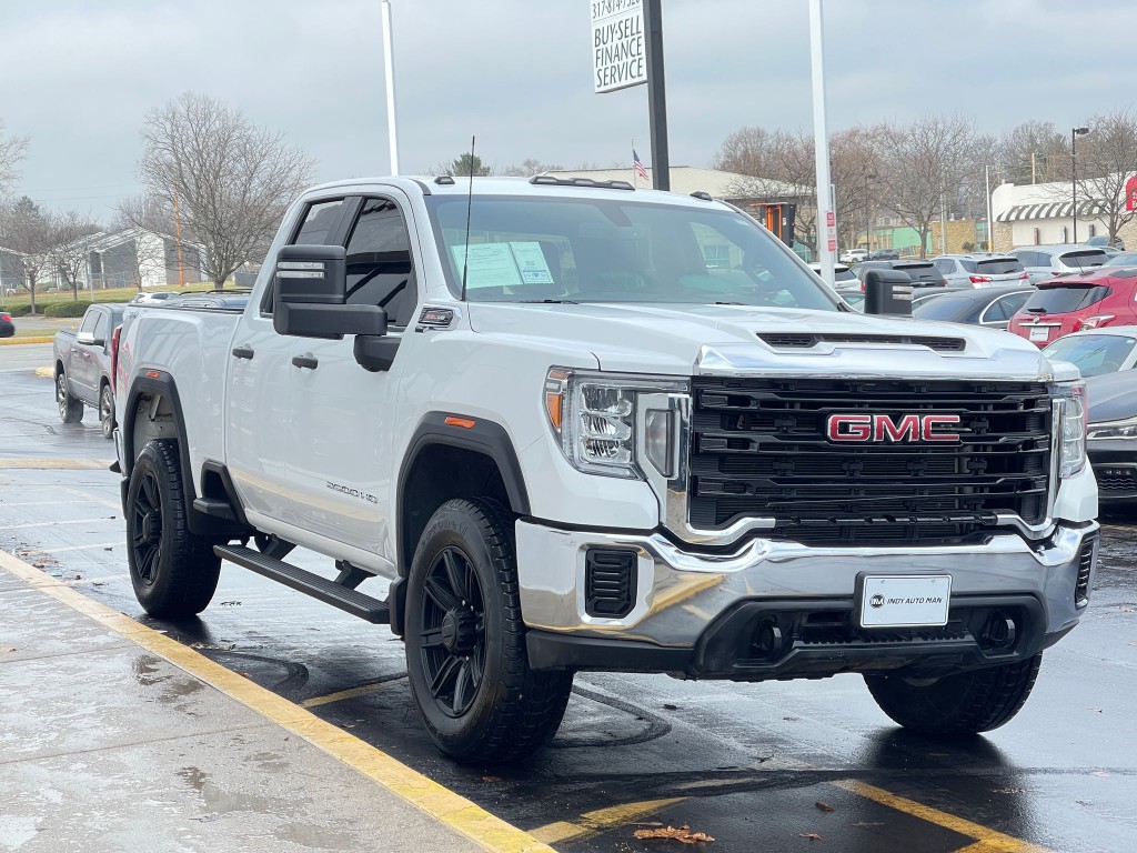 2020 GMC Sierra 2500 Image 2