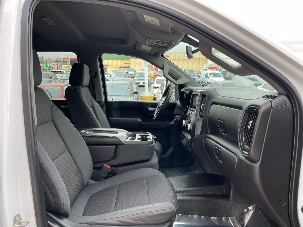 2020 GMC Sierra 2500 Image 29