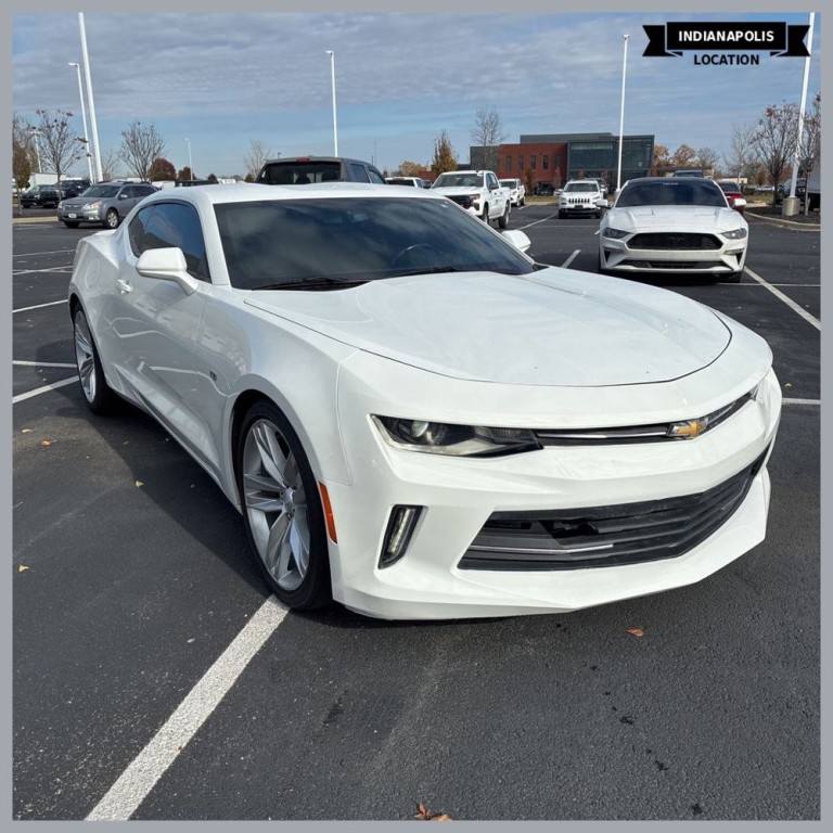 2018 Chevrolet Camaro Image 1