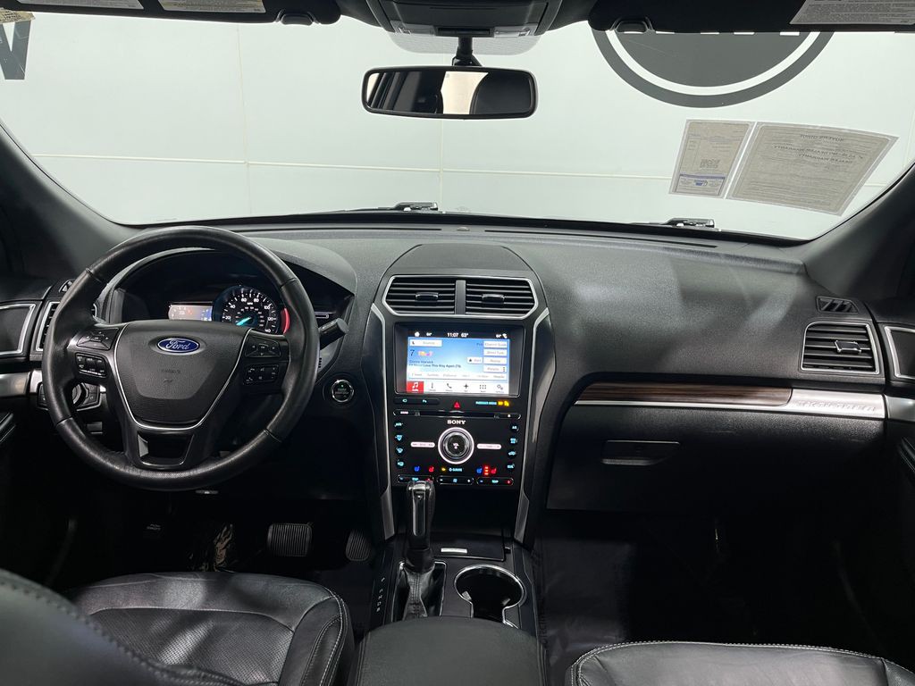 2017 Ford Explorer Image 20