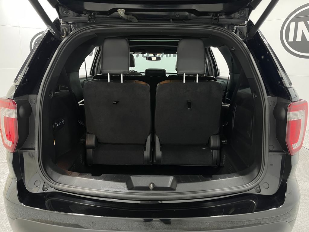 2017 Ford Explorer Image 27