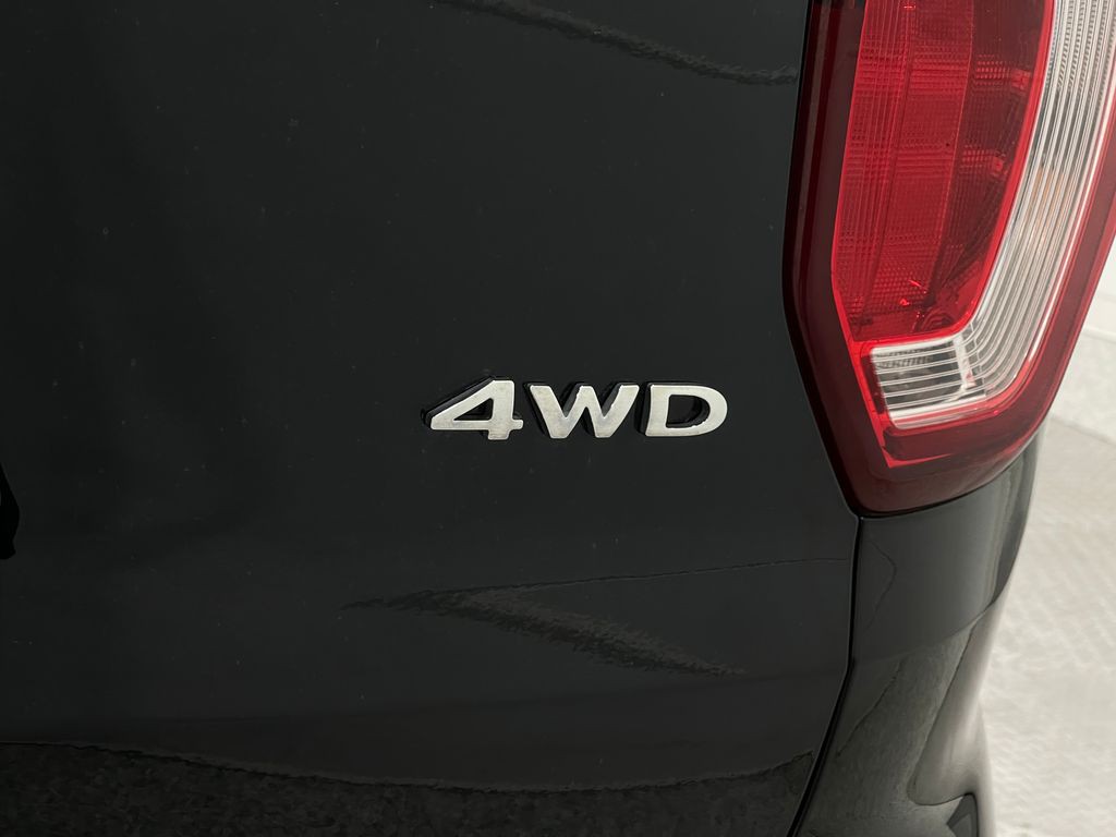 2017 Ford Explorer Image 43