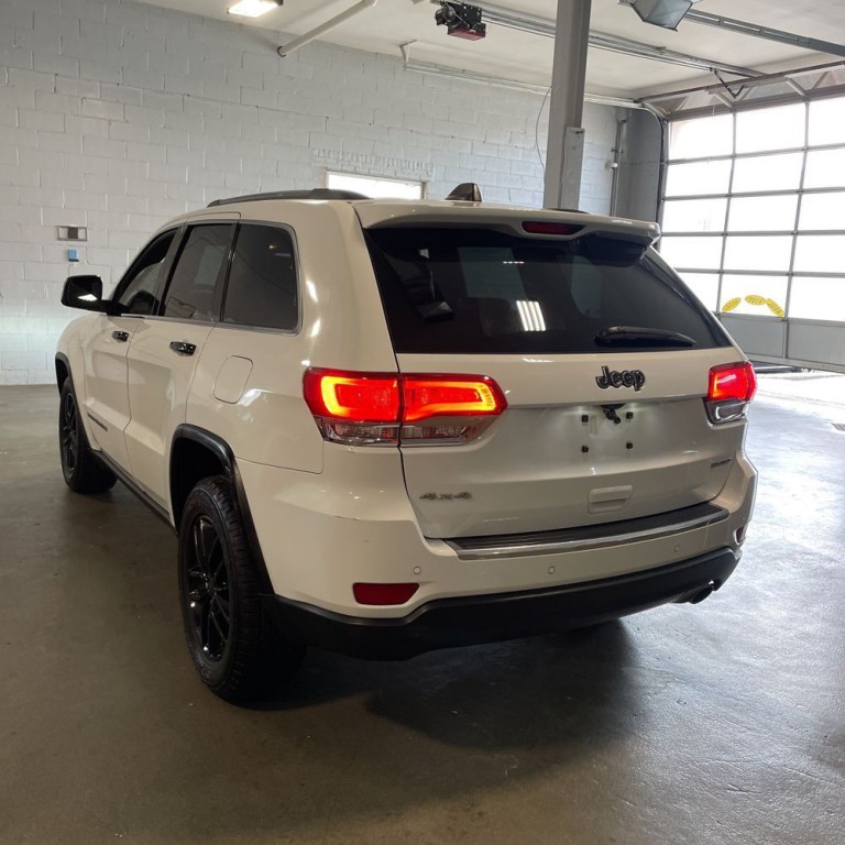 2017 Jeep Grand Cherokee Image 6