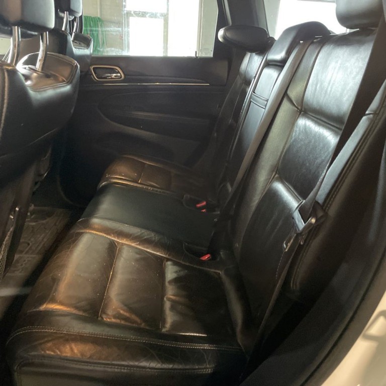 2017 Jeep Grand Cherokee Image 16