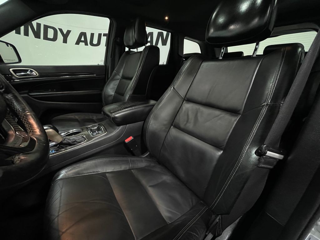 2017 Jeep Grand Cherokee Image 14