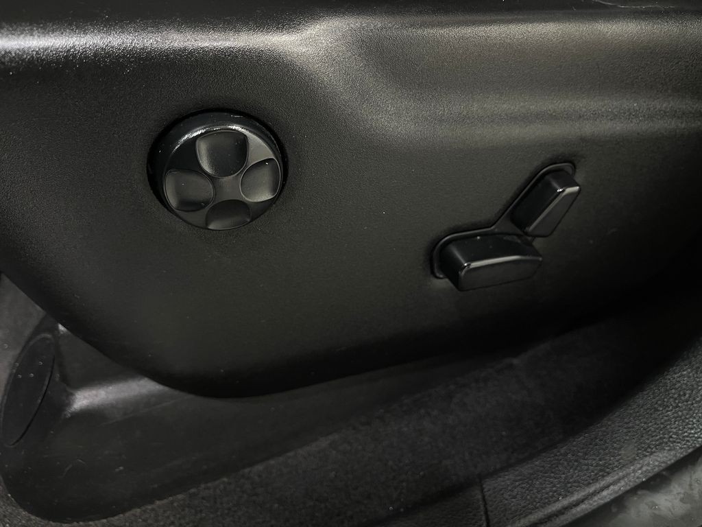 2017 Jeep Grand Cherokee Image 17