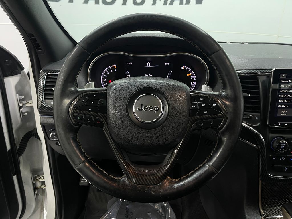 2017 Jeep Grand Cherokee Image 22