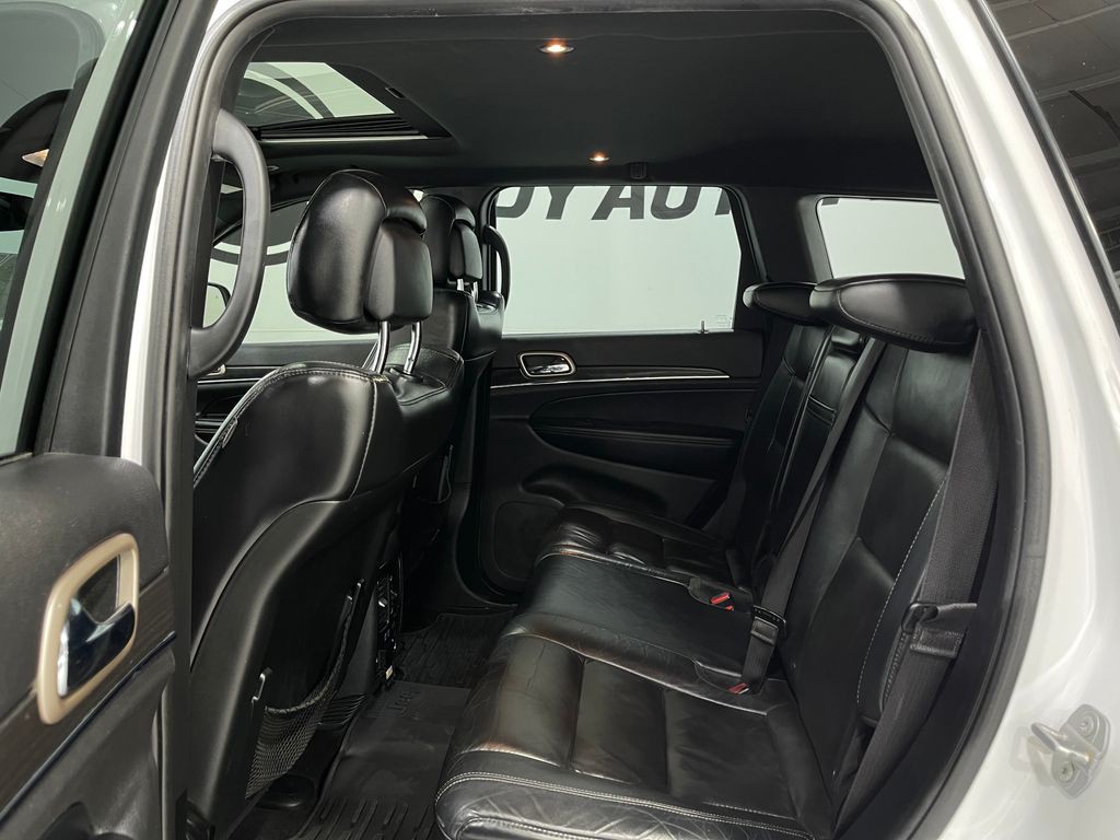 2017 Jeep Grand Cherokee Image 30