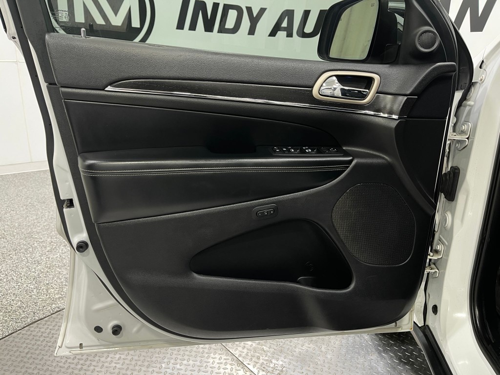 2017 Jeep Grand Cherokee Image 15