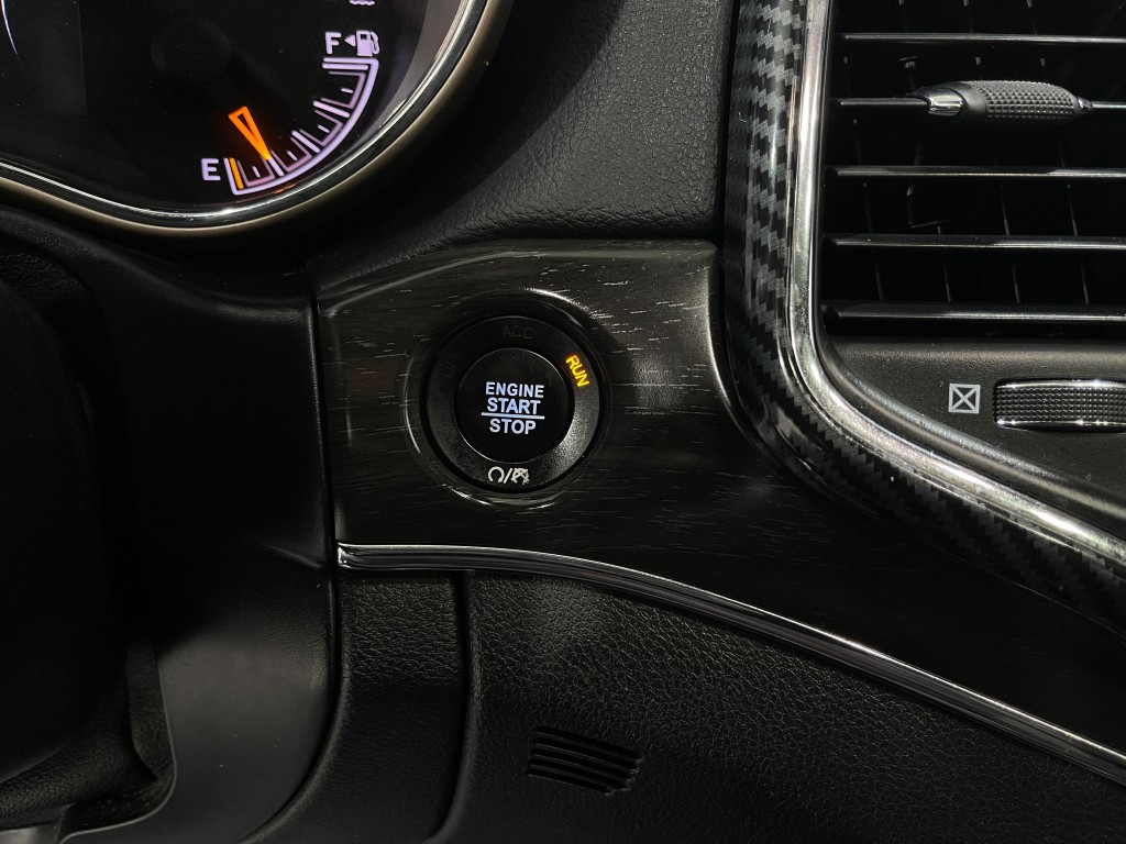 2017 Jeep Grand Cherokee Image 21