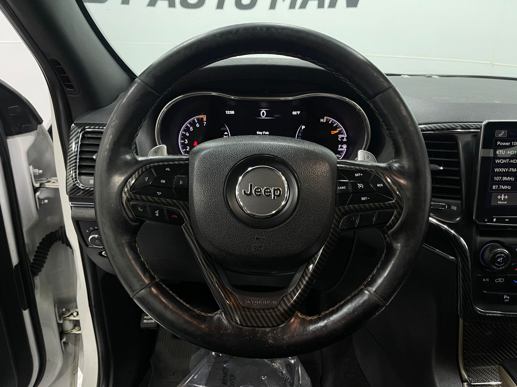 2017 Jeep Grand Cherokee Image 22