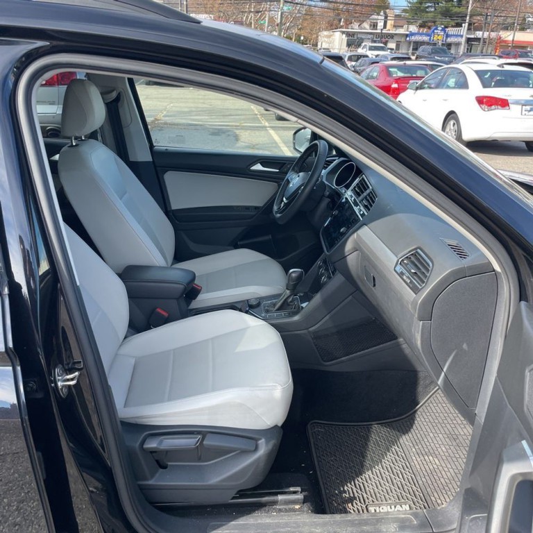 2021 Volkswagen Tiguan Image 8