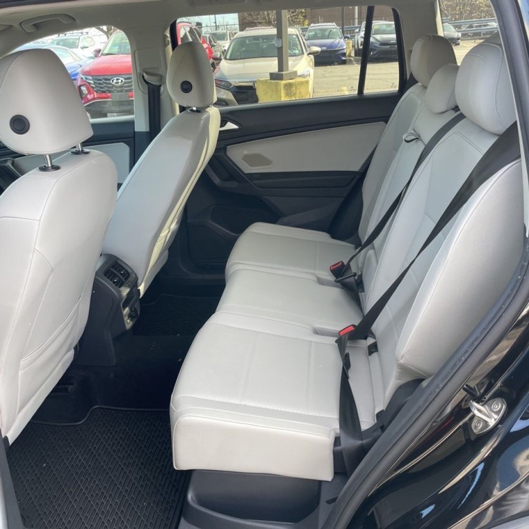 2021 Volkswagen Tiguan Image 17