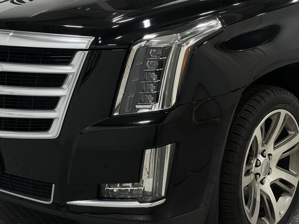 2019 Cadillac Escalade Image 37