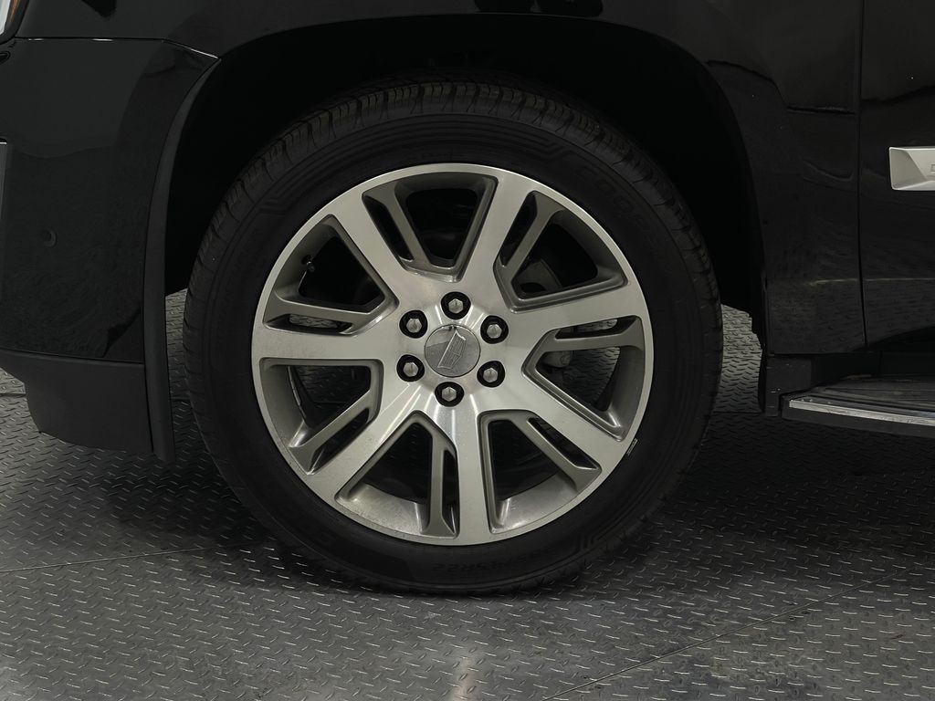 2019 Cadillac Escalade Image 39
