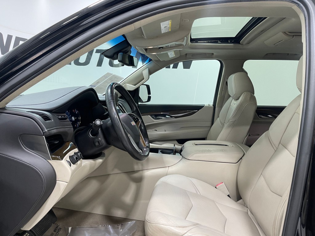 2019 Cadillac Escalade Image 15