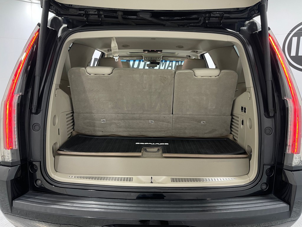 2019 Cadillac Escalade Image 28