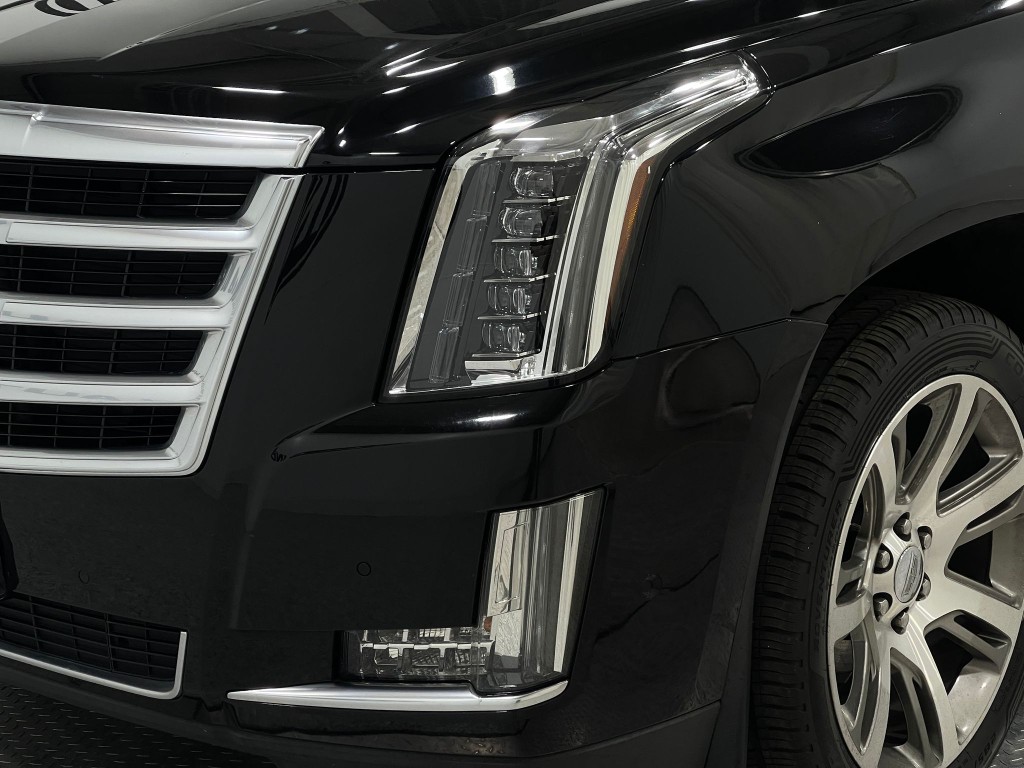 2019 Cadillac Escalade Image 37