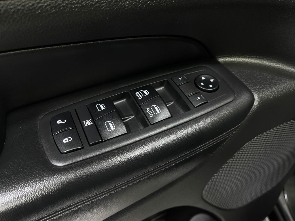 2019 Jeep Grand Cherokee Image 17