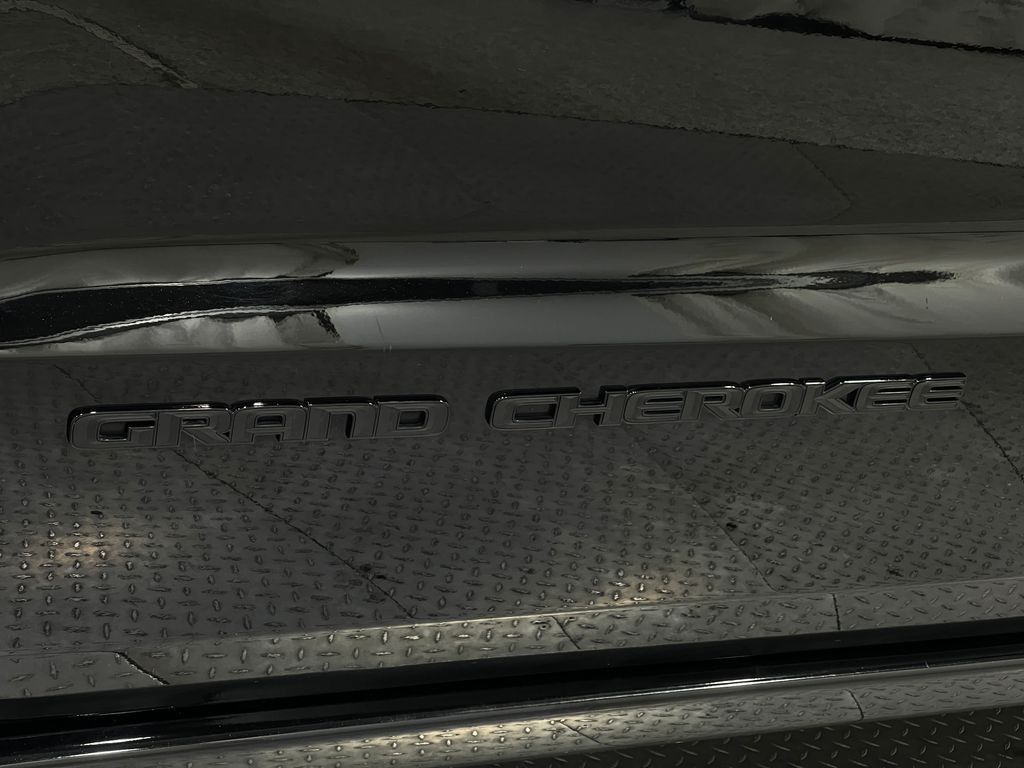 2019 Jeep Grand Cherokee Image 40