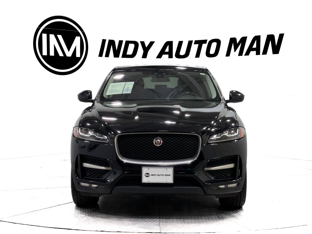2017 Jaguar F-PACE Image 9