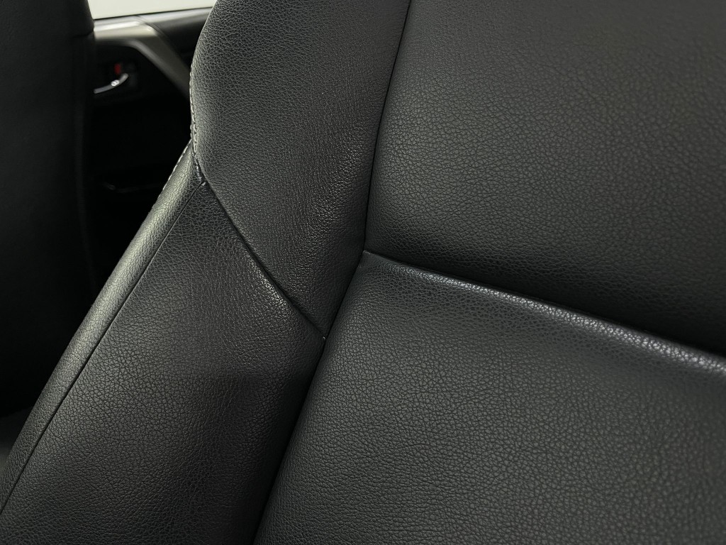 2017 Toyota Rav4 Image 18