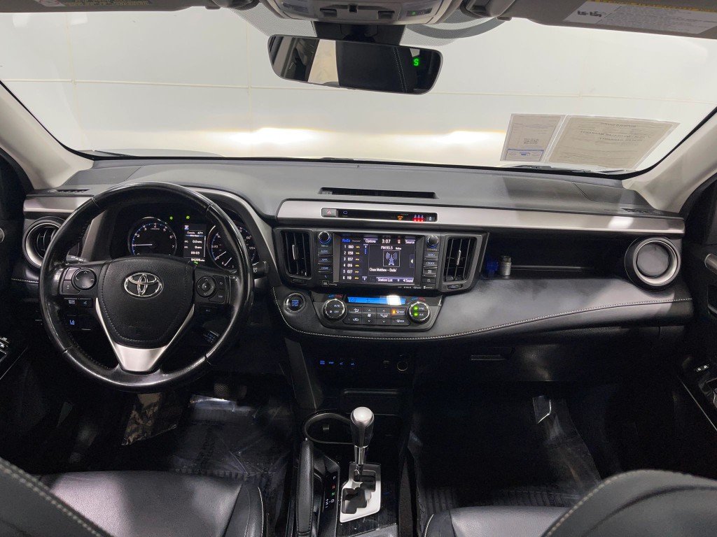 2017 Toyota Rav4 Image 19