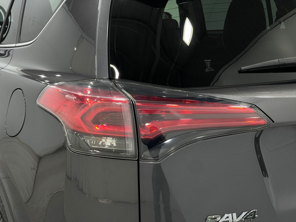 2017 Toyota Rav4 Image 33