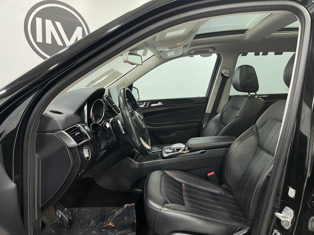 2017 Mercedes-Benz GLS-Class Image 13