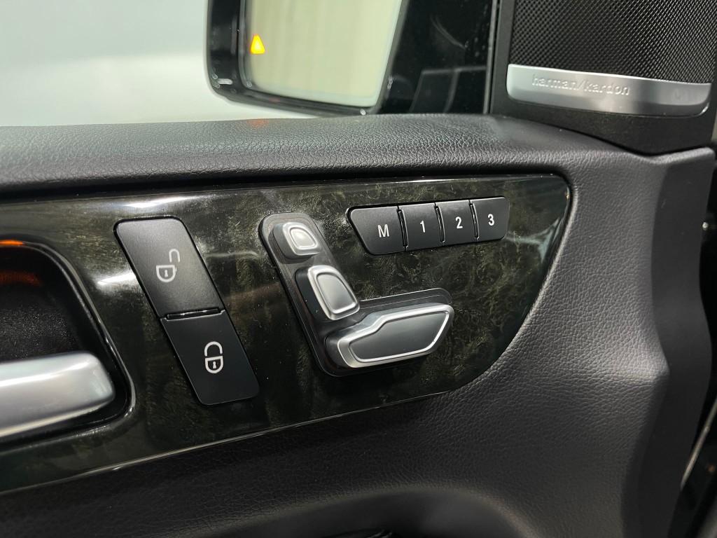 2017 Mercedes-Benz GLS-Class Image 17