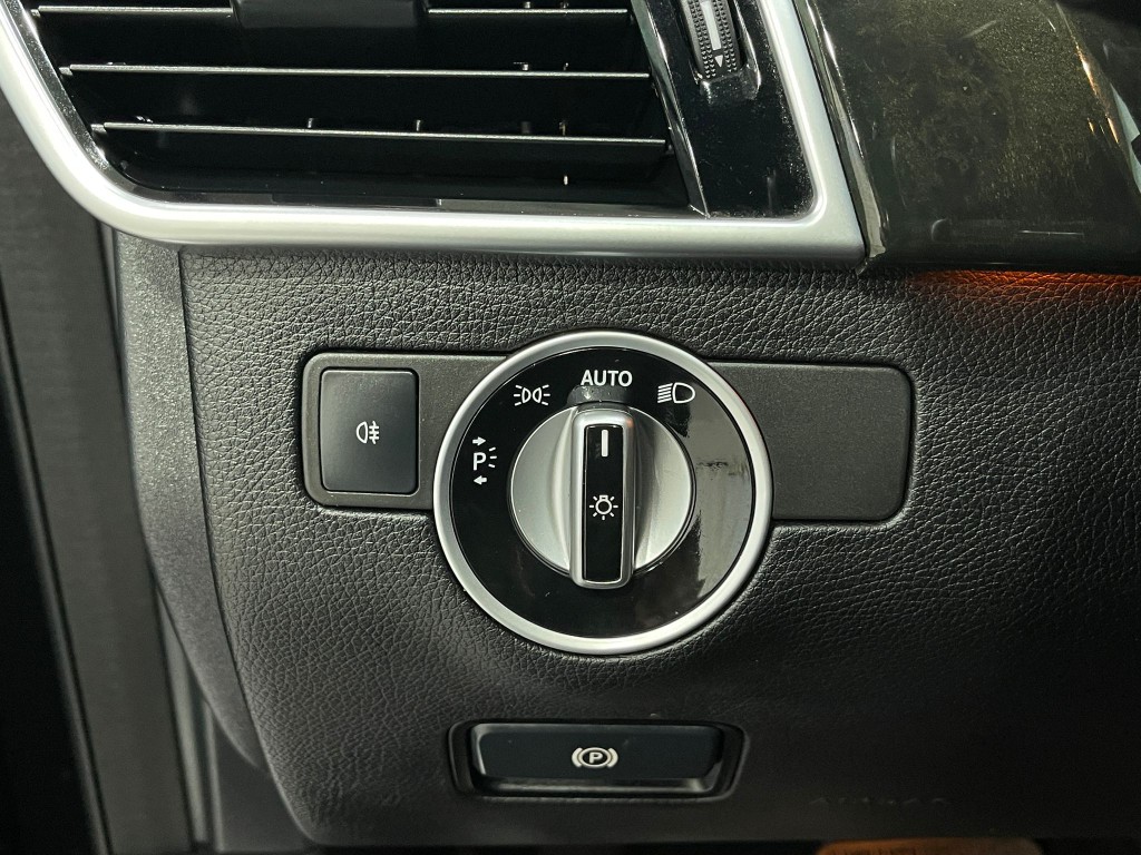 2017 Mercedes-Benz GLS-Class Image 22