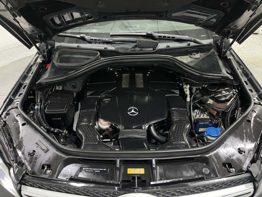 2017 Mercedes-Benz GLS-Class Image 27